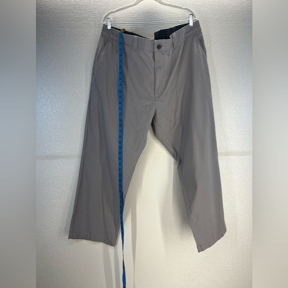 NWT Amazon Essentials Men's Classic-Fit Casual Stretch Chino Pant 44W X 28L - Picture 16 of 17